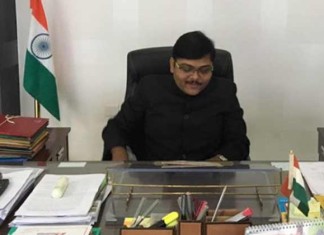 A 2009-batch IAS officer and district collector of Bijapur, Ayyaj Tamboli, faces shortage of quality healthcare in his district.